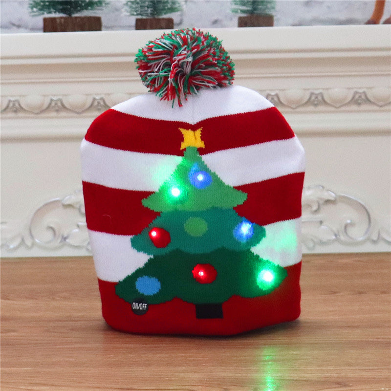 🧢 LED Knitted Christmas Hat