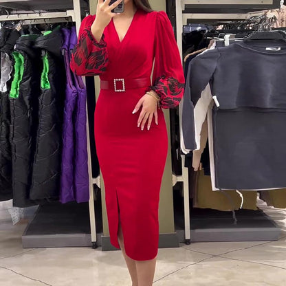 👗  Rochie pentru femei cu decolteu în V
