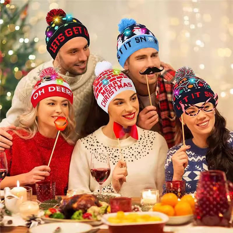🧢 LED Knitted Christmas Hat