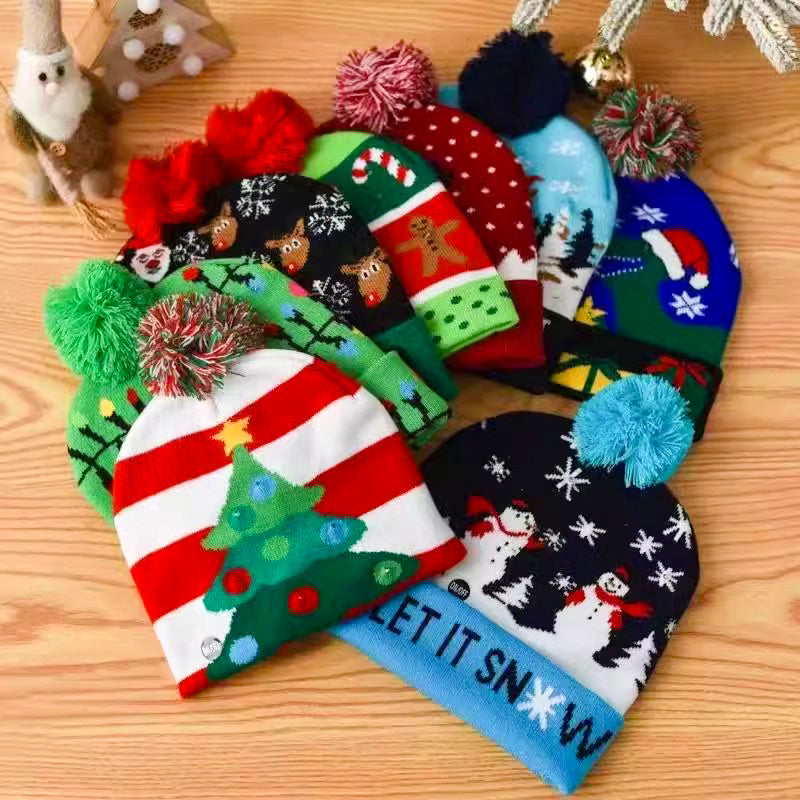 🧢 LED Knitted Christmas Hat